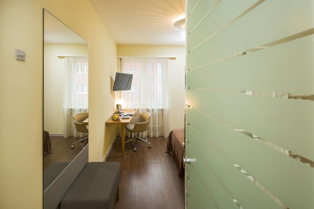Sommerau-Ticino Swiss Quality Hotel Dietikon Exterior photo