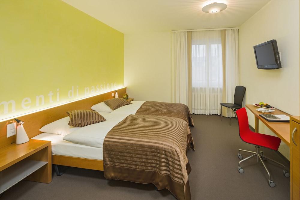 Sommerau-Ticino Swiss Quality Hotel Dietikon Exterior photo