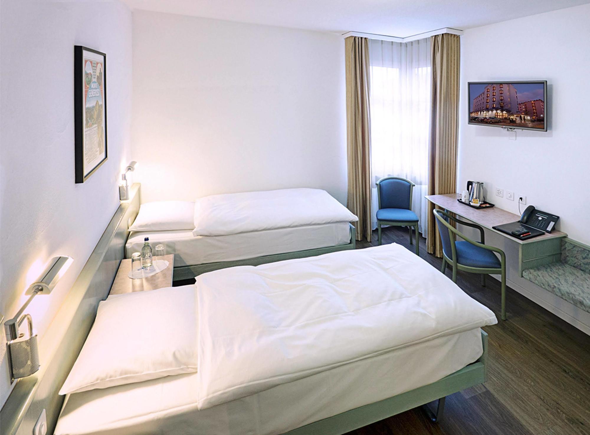 Sommerau-Ticino Swiss Quality Hotel Dietikon Exterior photo